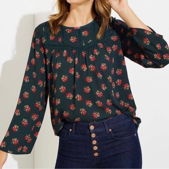 Loft forrest green rosebud lacy mixed media top size small - Picture 2 of 7